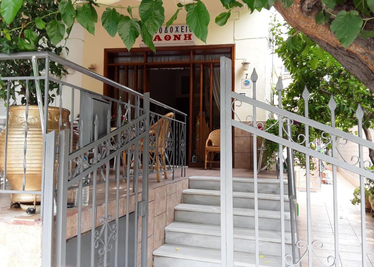 Γιαννουλα Κρετση Otel Kamena Vourla Dış mekan fotoğraf